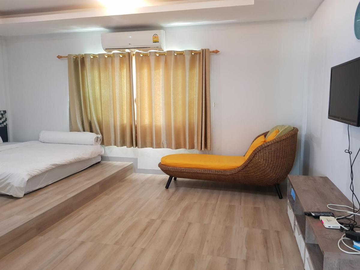 Nadee Resort Udon Thani Exterior photo