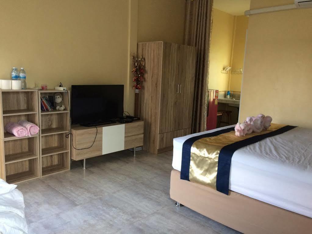 Nadee Resort Udon Thani Exterior photo